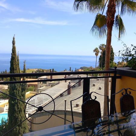Taormina Seaview Apartment - Taormina Holidays Екстериор снимка