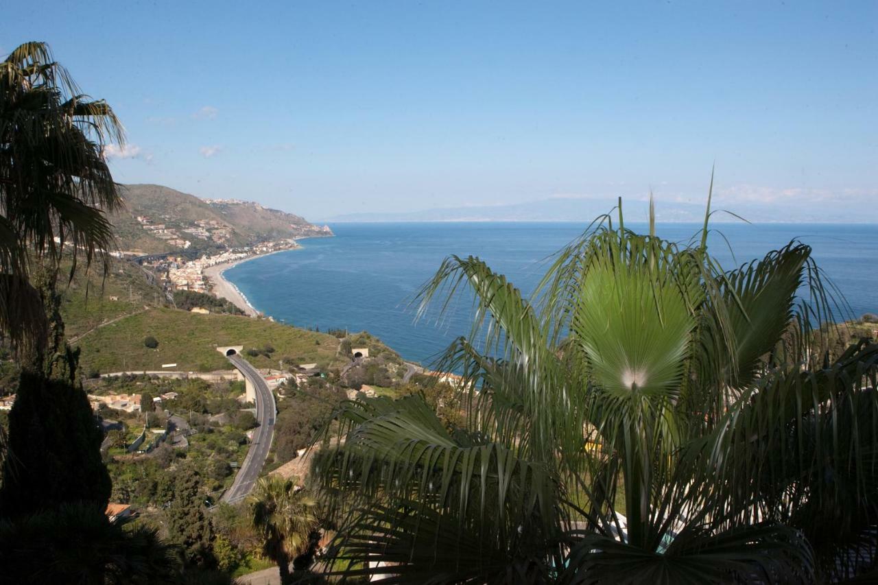 Taormina Seaview Apartment - Taormina Holidays Екстериор снимка
